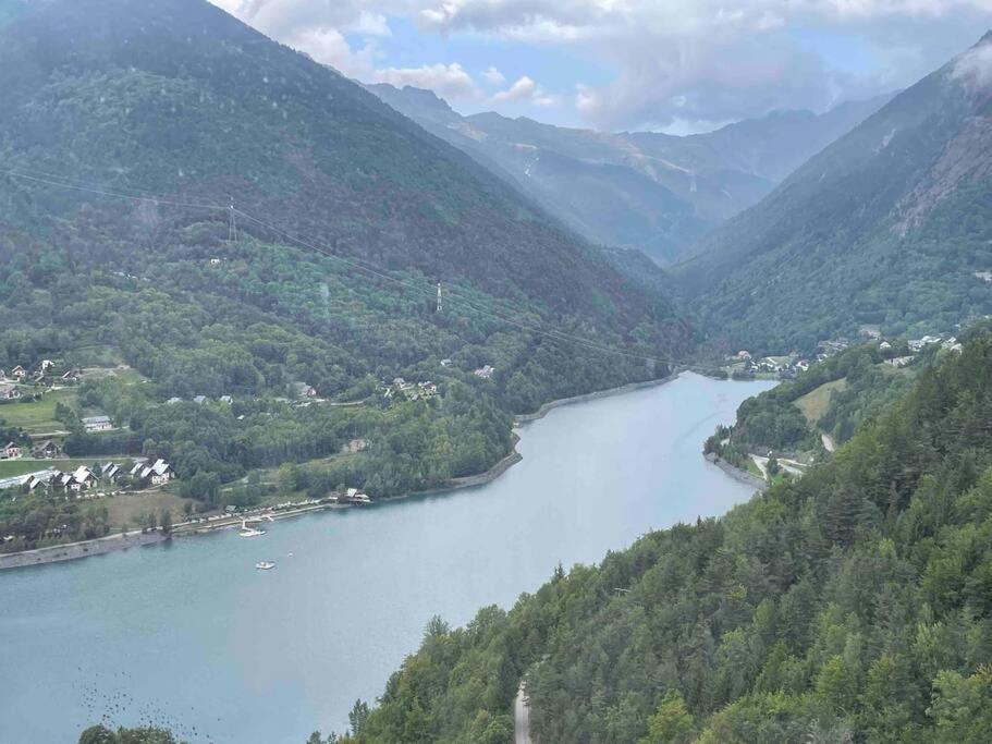 Allemond - Restful 2 Bed Apartment For Ski, Cycle & Family Exterior photo